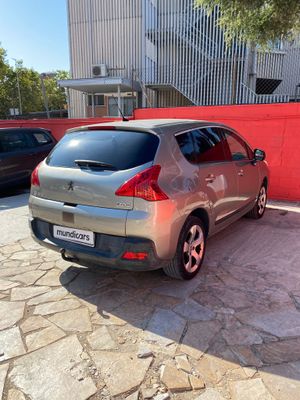 Peugeot 3008 Confort 1.6 HDI 110 FAP  - Foto 11