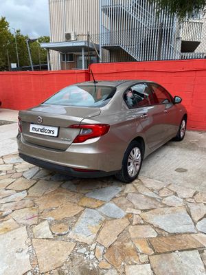 Fiat Tipo 1.4 16v Easy 70kW (95CV) gasolina 5p.  - Foto 11