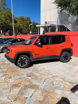 Jeep Renegade 2.0 Mjet Trailhawk 4x4 170CV Auto AD Low  - Foto 8