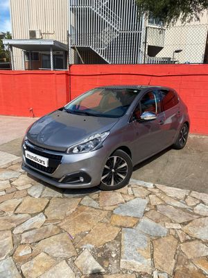 Peugeot 208 5P Tech Edit. PureTech EAT6 81KW (110CV)  - Foto 7