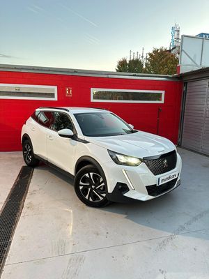 Peugeot 2008 Allure Pack Puretech 130 S&S EAT8  - Foto 4