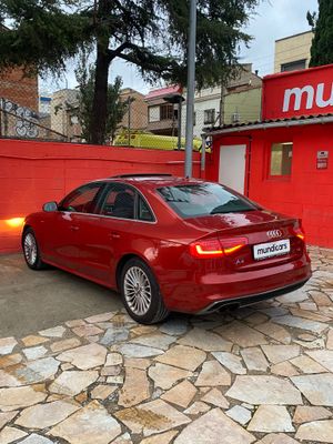 Audi A4 2.0 TDI 150cv S line edition  - Foto 10