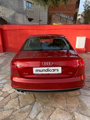 Audi A4 2.0 TDI 150cv S line edition  - Foto 10