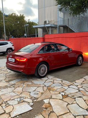 Audi A4 2.0 TDI 150cv S line edition  - Foto 12