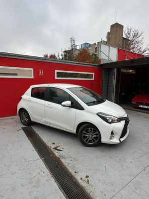 Toyota Yaris 100 MultiDrive Active  - Foto 4