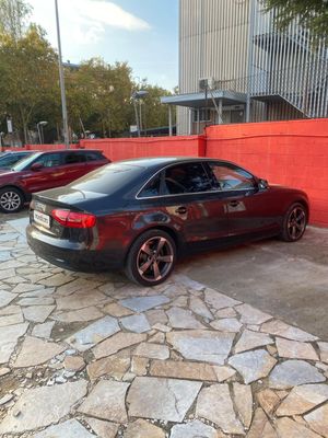 Audi A4 2.0 TDI 143cv  - Foto 13