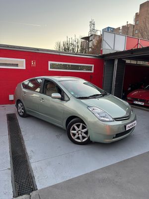 Toyota Prius 1.5 VVT-i HSD  - Foto 3