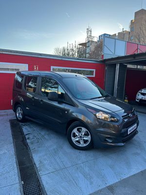 Ford Tourneo Connect 1.5 TDCi 74kW (100CV) Trend  - Foto 4