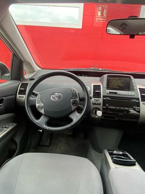 Toyota Prius 1.5 VVT-i SOL HSD  - Foto 11
