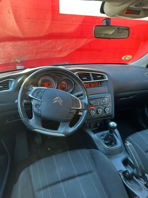 Citroën C4 1.6 HDi 90cv Seduction  - Foto 12