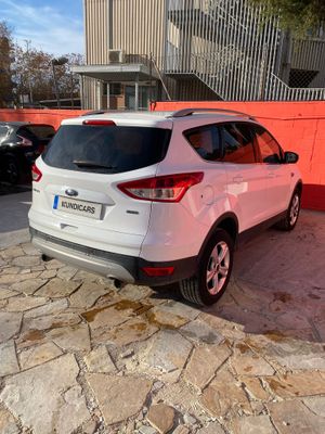 Ford Kuga 1.5 EcoBoost 110kW A-S-S 4x2 Trend  - Foto 11