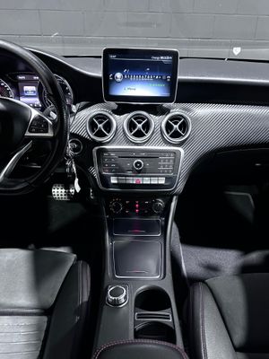 Mercedes Clase A A 180 d AMG Line  - Foto 15