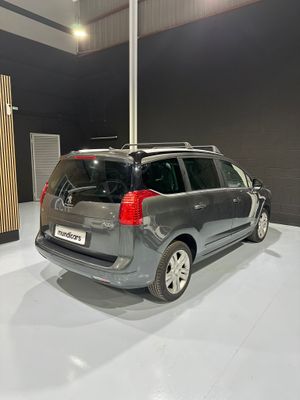 Peugeot 5008 Style 1.6 BlueHDi 120 FAP  - Foto 10