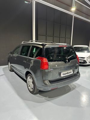 Peugeot 5008 Style 1.6 BlueHDi 120 FAP  - Foto 12