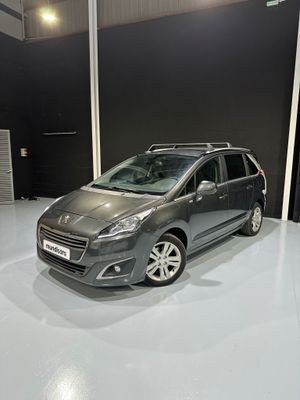 Peugeot 5008 Style 1.6 BlueHDi 120 FAP  - Foto 6