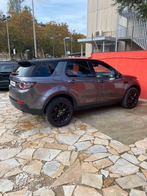 Land-Rover Discovery Sport 2.0L TD4 180CV 4x4 HSE Luxury  - Foto 13