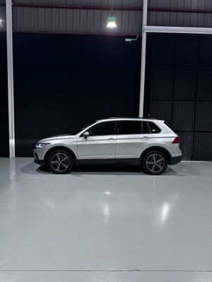 Volkswagen Tiguan Urban Sport 1.5 TSI 110kW (150CV)  - Foto 5