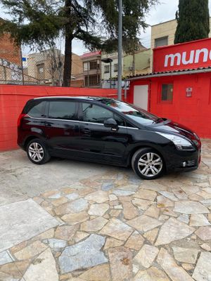 Peugeot 5008 Allure 2.0 HDI 150 FAP  - Foto 5