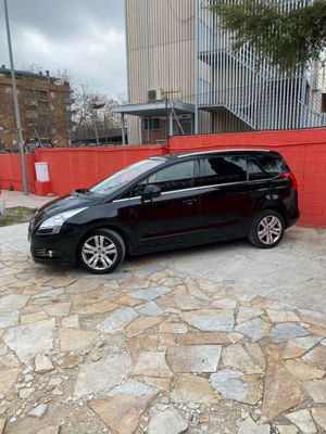 Peugeot 5008 Allure 2.0 HDI 150 FAP  - Foto 7