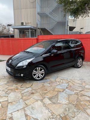 Peugeot 5008 Allure 2.0 HDI 150 FAP  - Foto 8