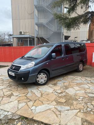 Fiat Scudo 2.0 JTDM Panorama Family L2H1 130 Multijet   - Foto 7