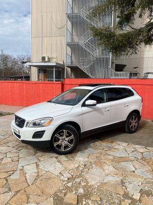 Volvo XC60 2.0 D3 Momentum Auto  - Foto 6