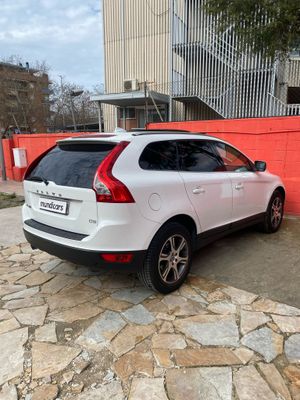 Volvo XC60 2.0 D3 Momentum Auto  - Foto 11