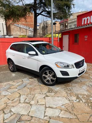 Volvo XC60 2.0 D3 Momentum Auto  - Foto 4