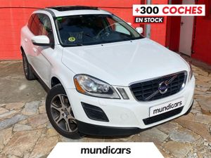 Volvo XC60 2.0 D3 Momentum Auto  - Foto 2