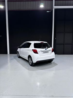 Toyota Yaris 1.5 Hybrid Advance  - Foto 11