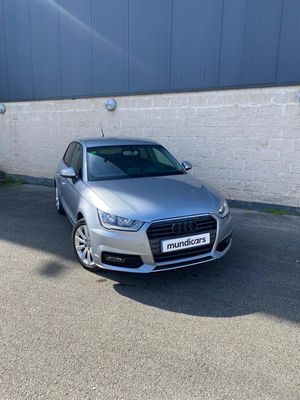 Audi A1 Sportback 1.6 TDI Attraction  - Foto 4