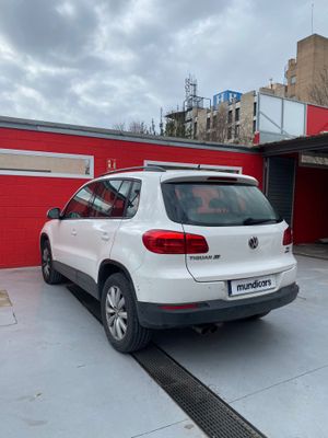 Volkswagen Tiguan 2.0 TDI 110cv 4x2 T1 BlueMotion Tech  - Foto 14