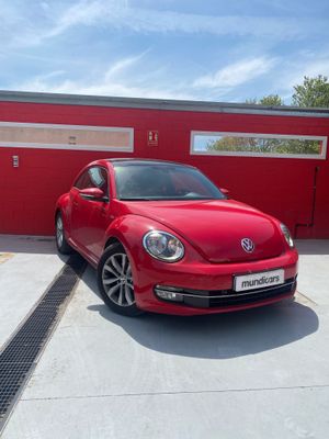 Volkswagen Beetle 1.6 TDI 105cv Design  - Foto 8