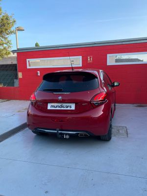 Peugeot 208 GTi by PEUGEOT SPORT  - Foto 11