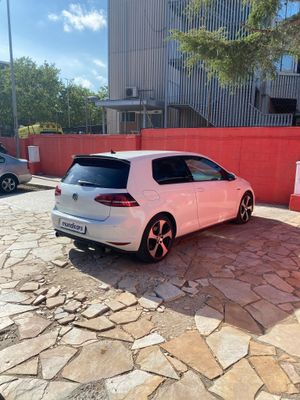 Volkswagen Golf GTI 2.0 TSI 220CV BMT  - Foto 9