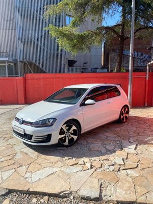 Volkswagen Golf GTI 2.0 TSI 220CV BMT  - Foto 4