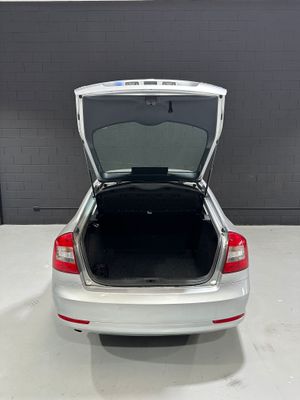 Skoda Octavia 1.6 TDI CR 105cv Ambition  - Foto 10