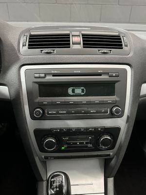 Skoda Octavia 1.6 TDI CR 105cv Ambition  - Foto 14