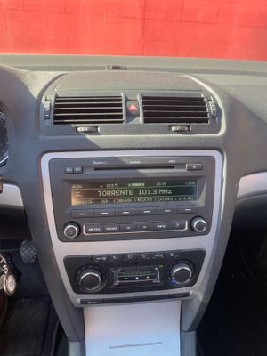 Skoda Octavia 1.6 TDI CR 105cv Ambition  - Foto 16