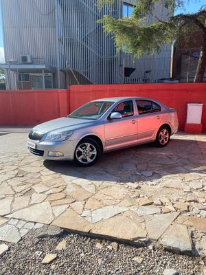 Skoda Octavia 1.6 TDI CR 105cv Ambition  - Foto 7