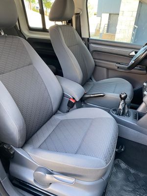 Volkswagen Caddy Comfortline 2.0 TDI 140cv 7pl  - Foto 14