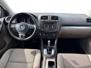 Volkswagen Golf 1.6 TDI 105 DSG Advance BMotion Tech  - Foto 11