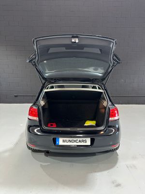Volkswagen Golf 1.6 TDI 105 DSG Advance BMotion Tech  - Foto 10
