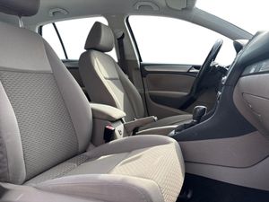 Volkswagen Golf 1.6 TDI 105 DSG Advance BMotion Tech  - Foto 17