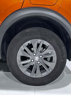 Peugeot 2008 Active Pack Puretech 100 S&S 6 Vel. MAN  - Foto 18