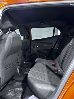 Peugeot 2008 Active Pack Puretech 100 S&S 6 Vel. MAN  - Foto 15