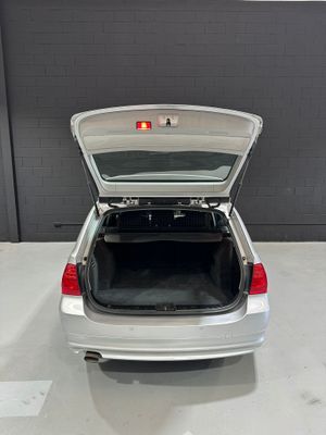 BMW Serie 3 318d Auto Touring  - Foto 10