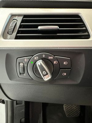 BMW Serie 3 318d Auto Touring  - Foto 15