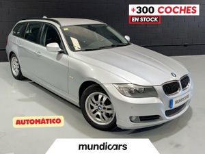 BMW Serie 3 318d Auto Touring  - Foto 2