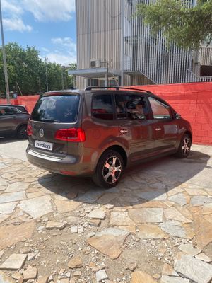 Volkswagen Touran 2.0 TDI 140cv Advance  - Foto 11
